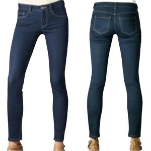 EUC CAbi “Bree” Dark Wash Skinny Jeans (B1)